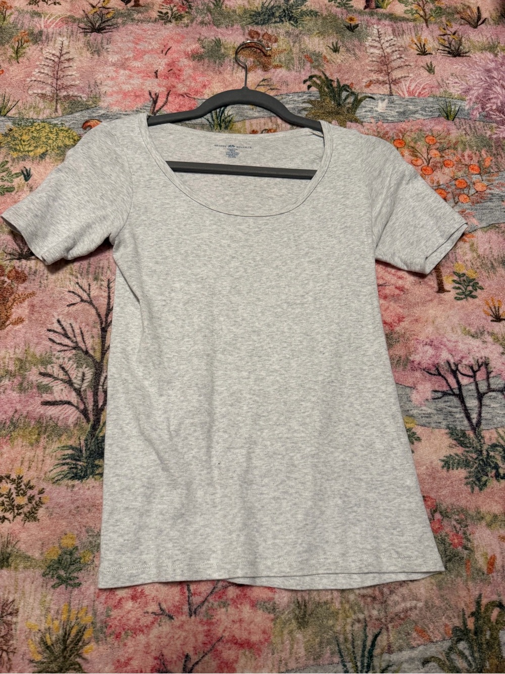 Brandy Milville Scoop Neck Tee Tshirt - Light Heather Gray OS